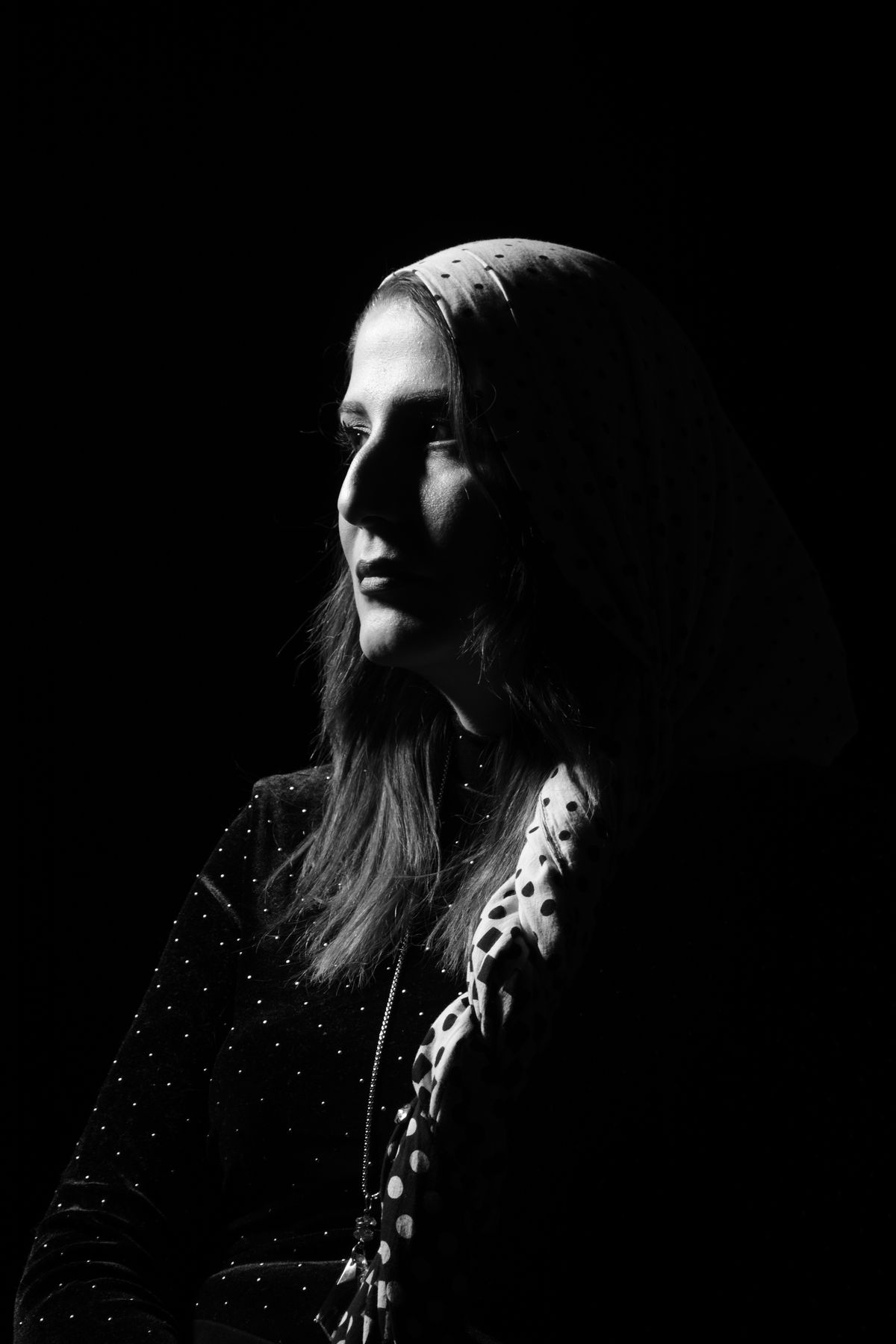 Portrait — Silhouette en clair-obscur