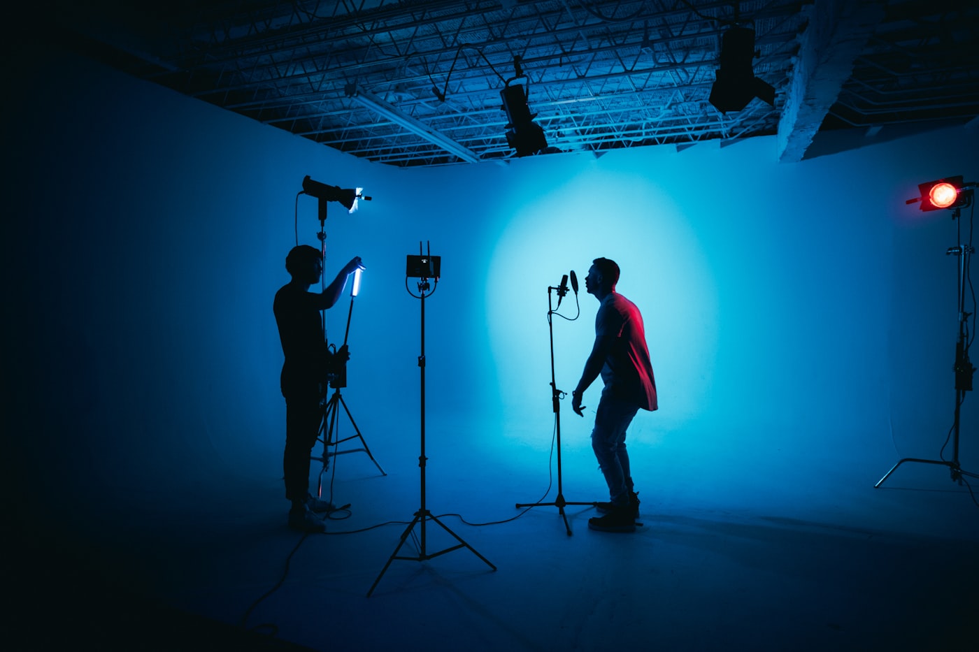 Le studio Contre-Jour en séance, jeux de lumière
